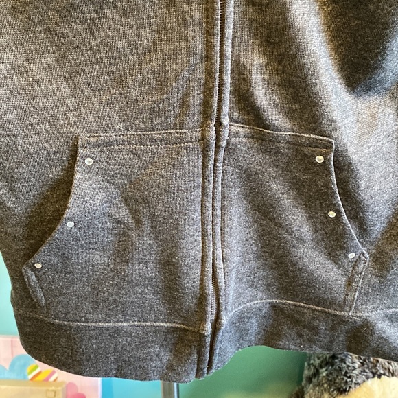 NWOT Like An Angel Vintage Juniors Large Short Sleeved Hoodie & Capri Pants Set - Picture 2 of 15